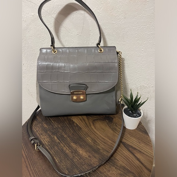 Coach Avery Flap carry all crocodile embossed leather crossbody bag /purse - Picture 1 of 14
